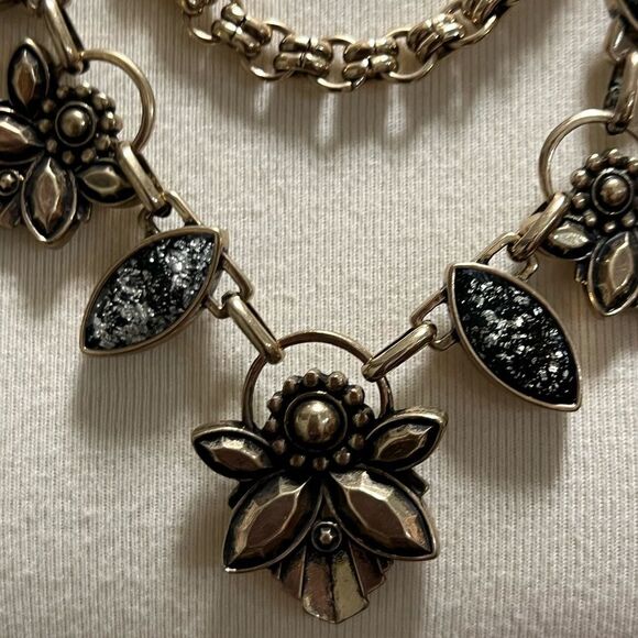 Elegant Gold and Black Floral Necklace #PDNK2 - Picture 4 of 7